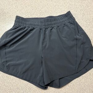 Lululemon Track That High Rise Lined Short 5” (black)